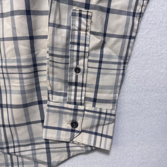 Wrangler Men's Long Sleeve Button Down Shirt Size Small New With Tags - Picture 3 of 8